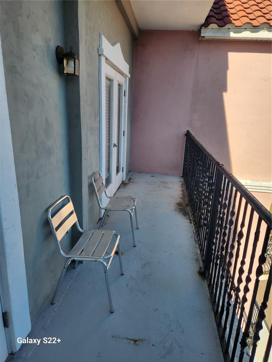 EUROPEAN VILLAGE - Residential