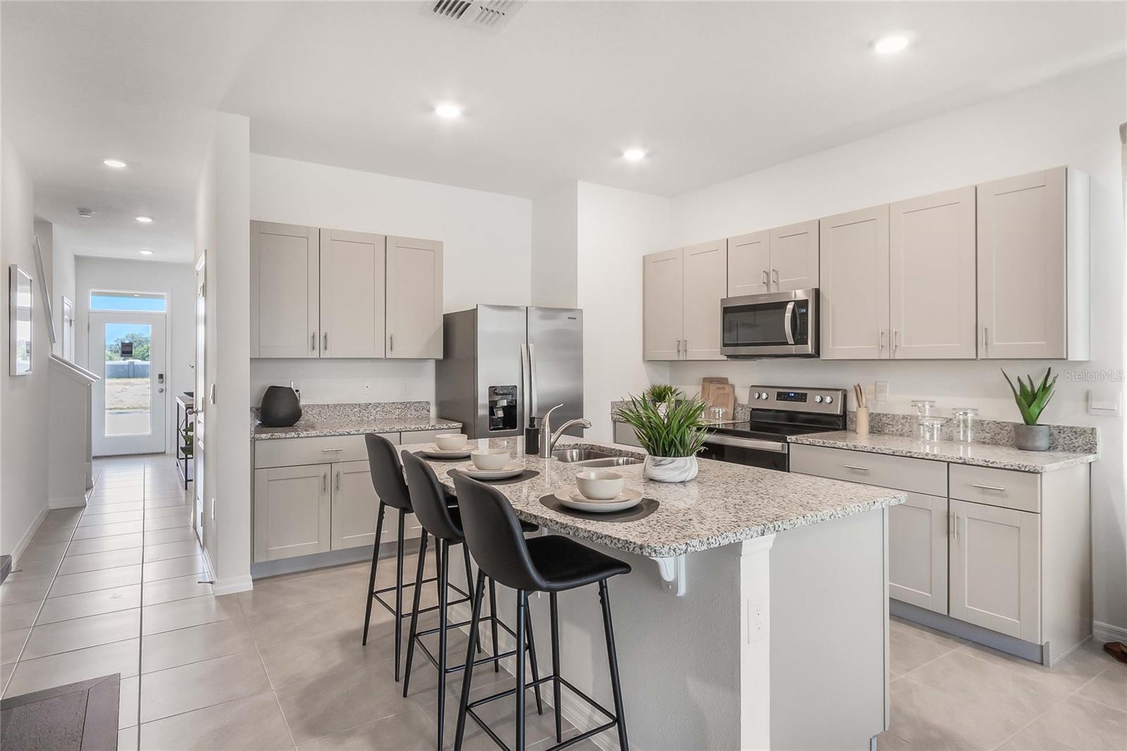 1310 ISLETA LOOP