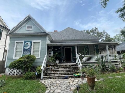 Photo of 317 W Frances Avenue, Tampa, FL 33602 (MLS # TB8428737)