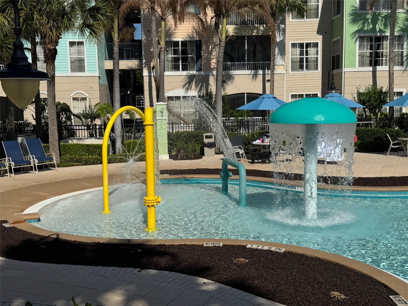 RUNAWAY BEACH CLUB - Residential