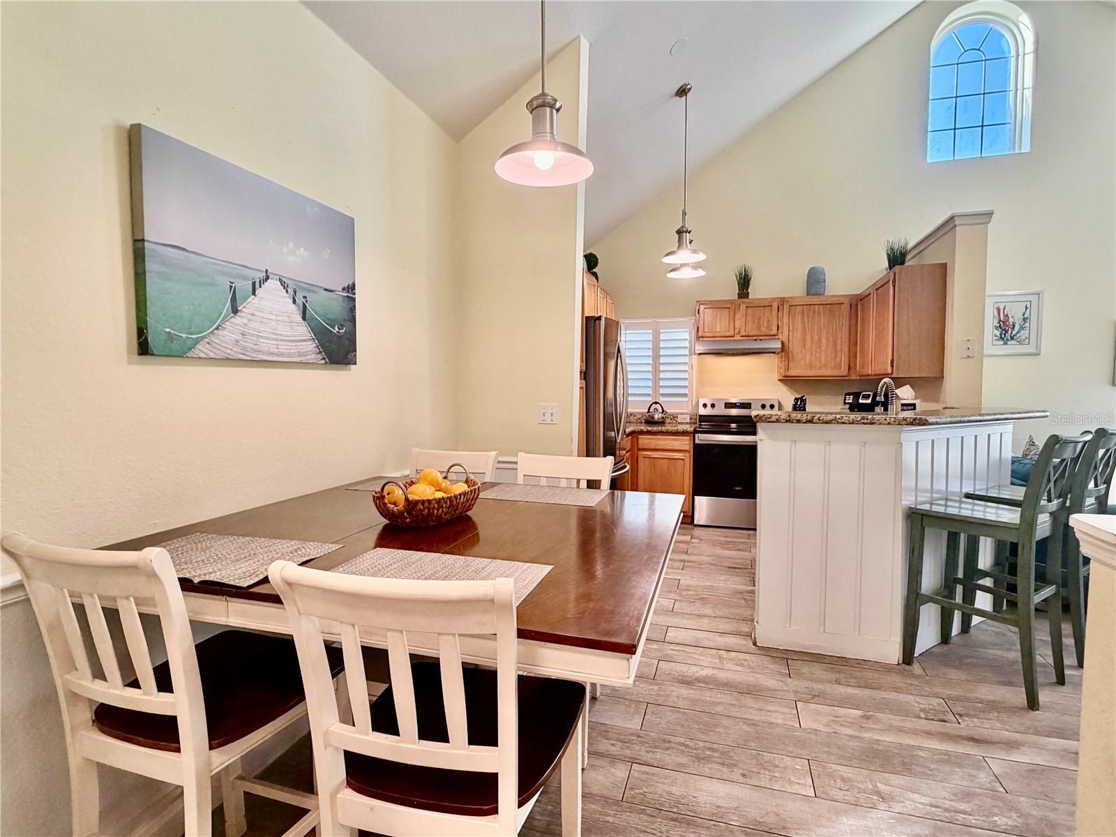 RUNAWAY BEACH CLUB - Residential