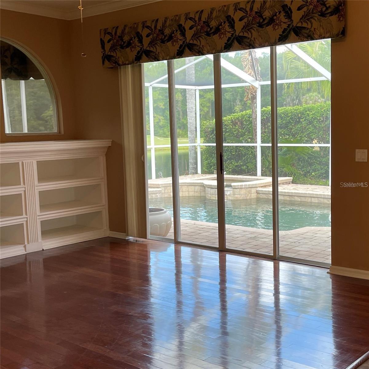 LEXINGTON OAKS PH 01 - Residential Lease