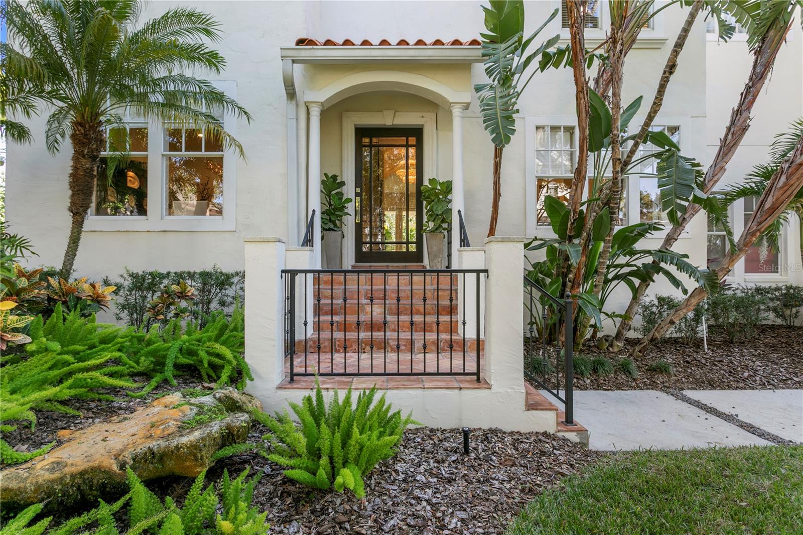 SUNSET PARK - Residential