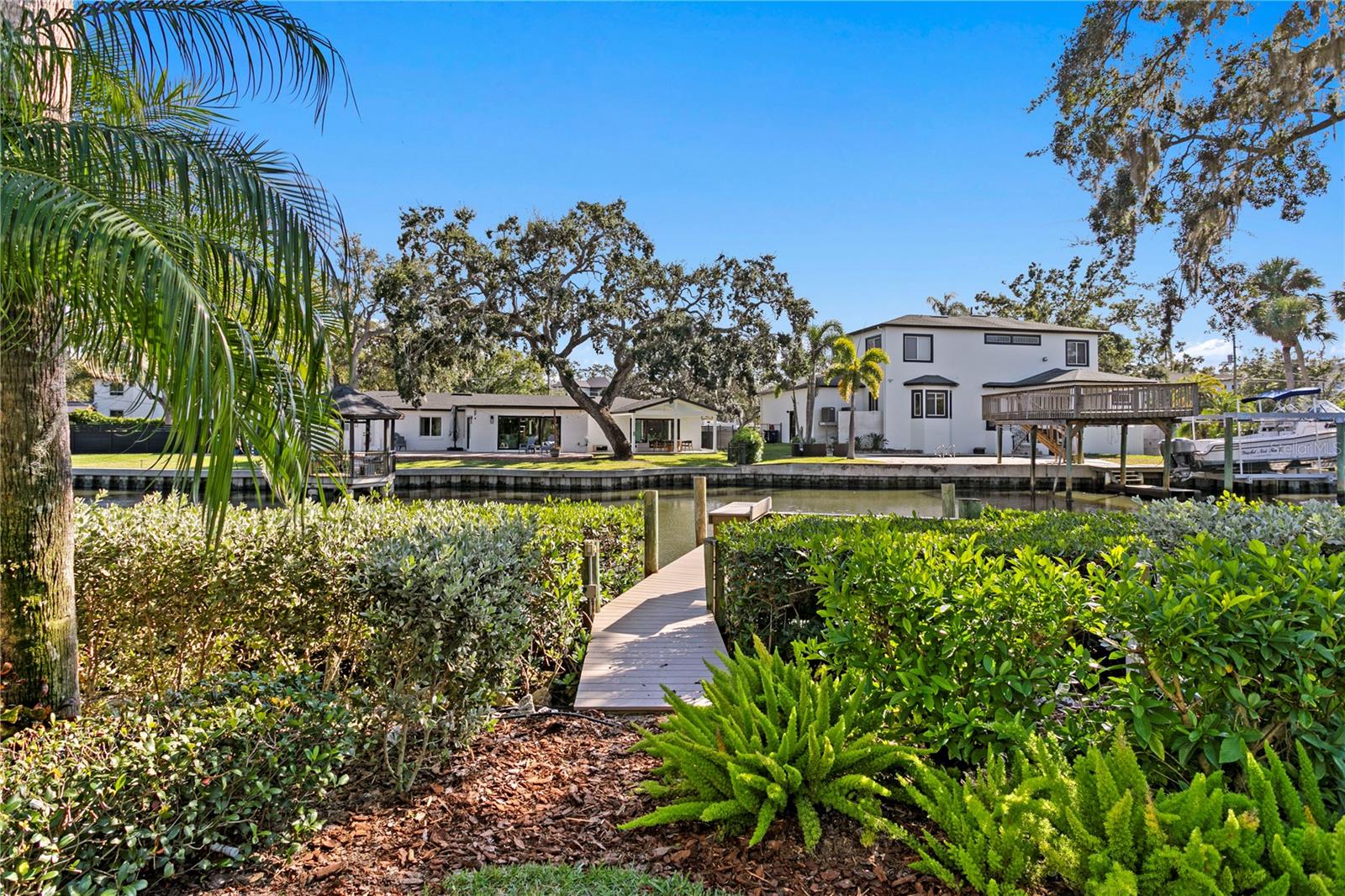 SUNSET PARK - Residential