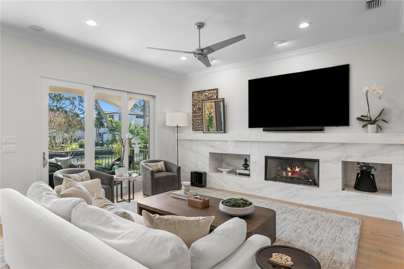 SUNSET PARK - Residential