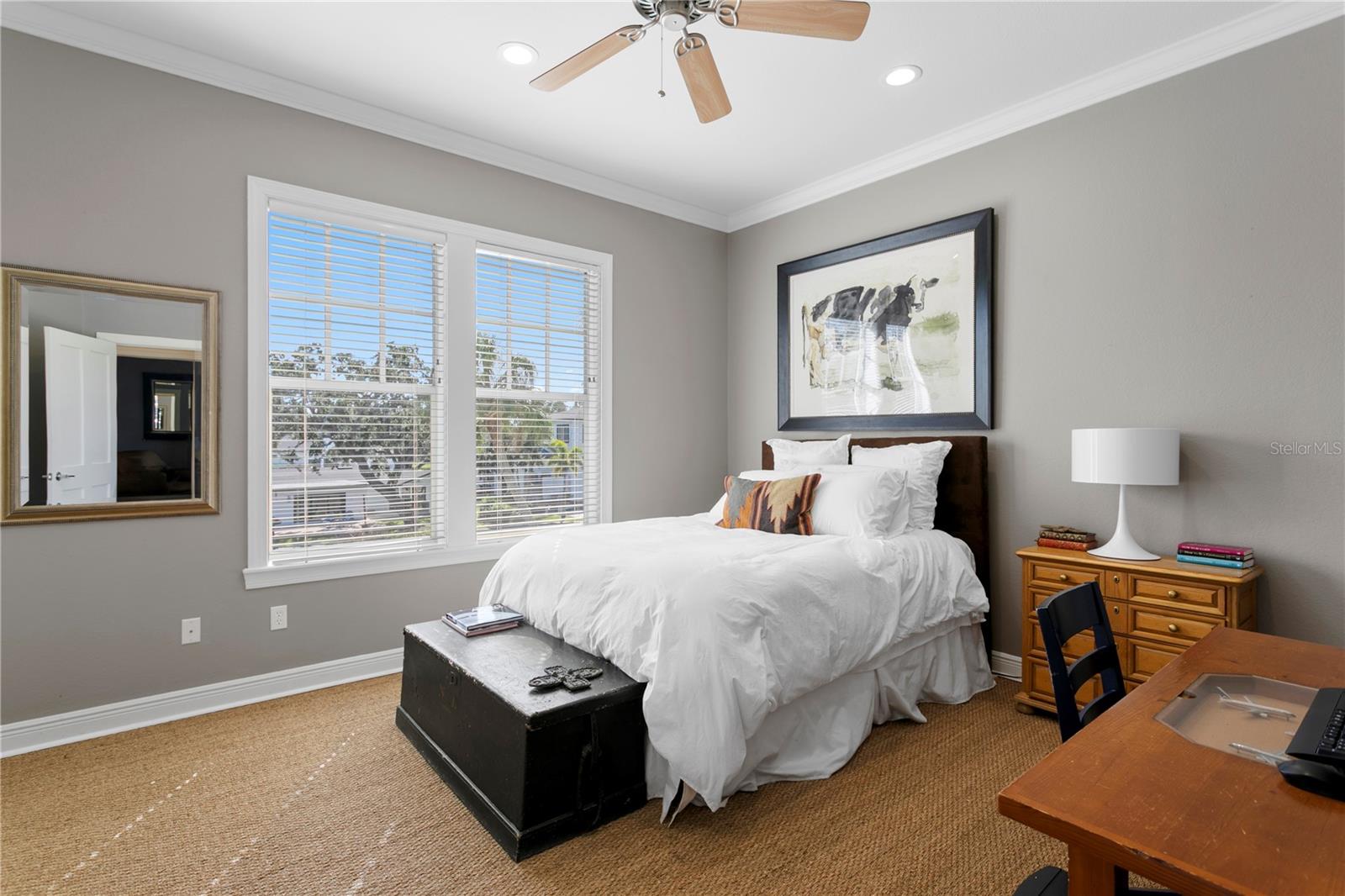 SUNSET PARK - Residential