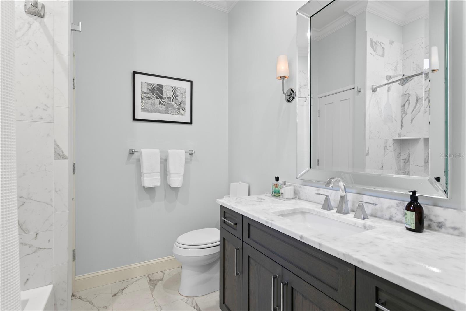 SUNSET PARK - Residential