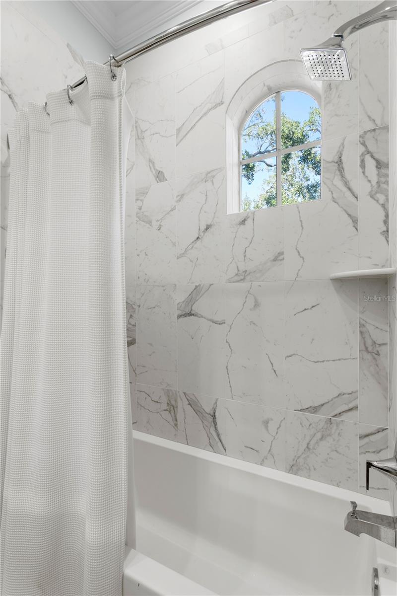 SUNSET PARK - Residential