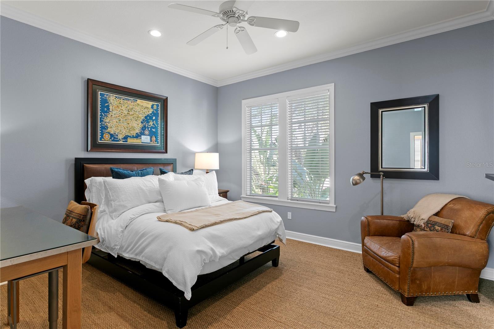 SUNSET PARK - Residential