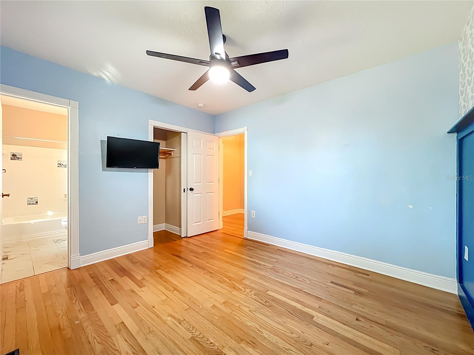 RAINBOW RIDGE - Residential