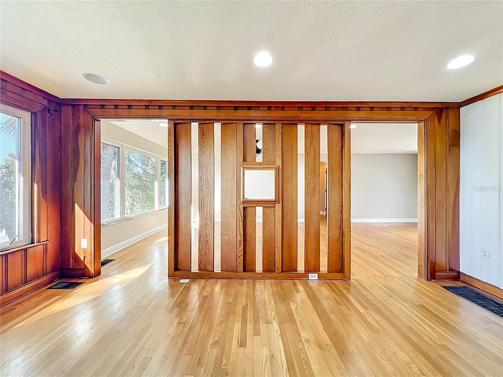 RAINBOW RIDGE - Residential