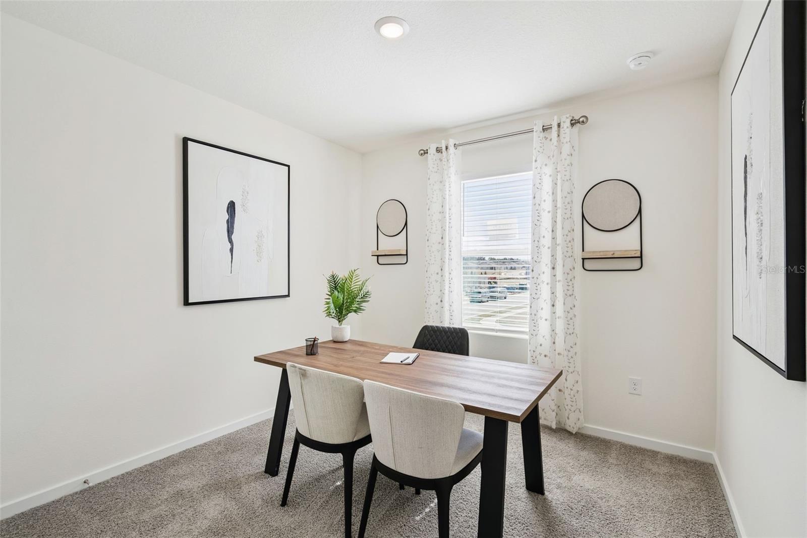 OAK POINTE - Residential