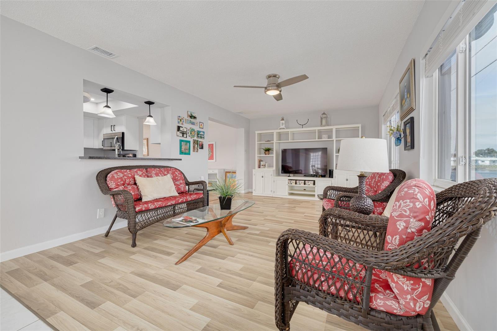 MAINLANDS OF TAMARAC BY THE GULF UNIT 1-B CONDO - Residential