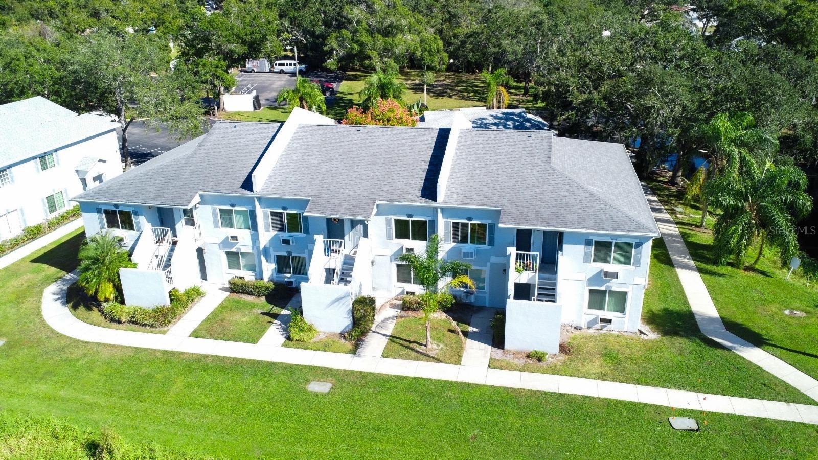 WATERSIDE CONDO II - Residential