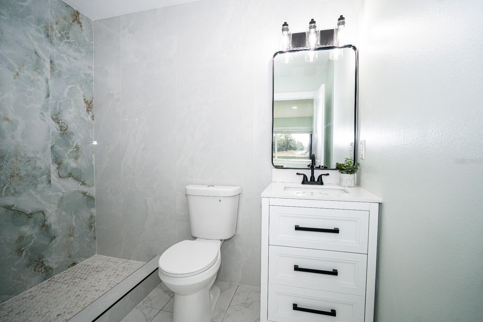 WATERSIDE CONDO II - Residential