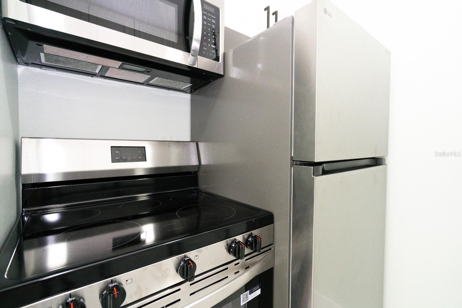 WATERSIDE CONDO II - Residential