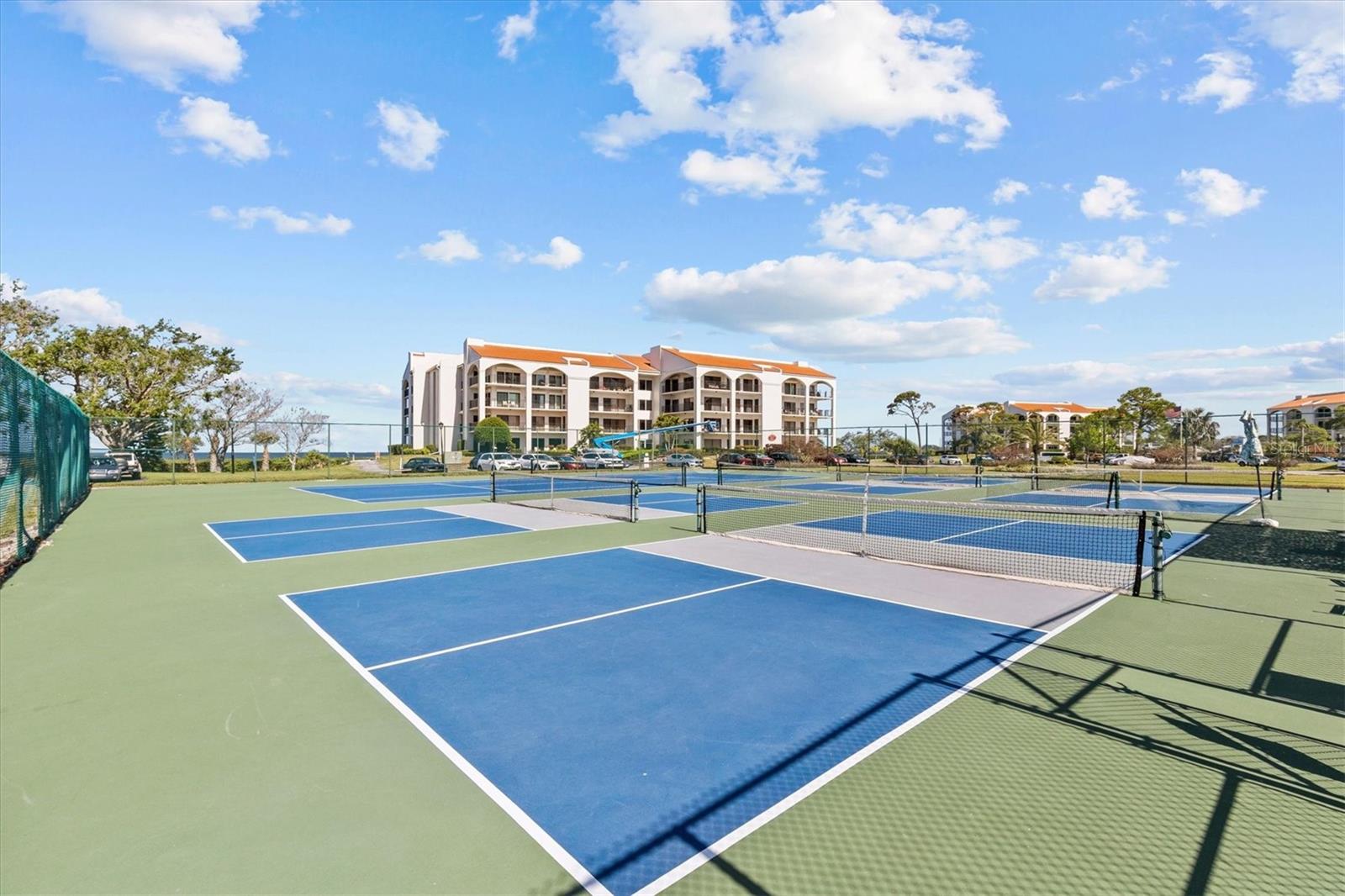 TARPON COVE CONDO - Residential
