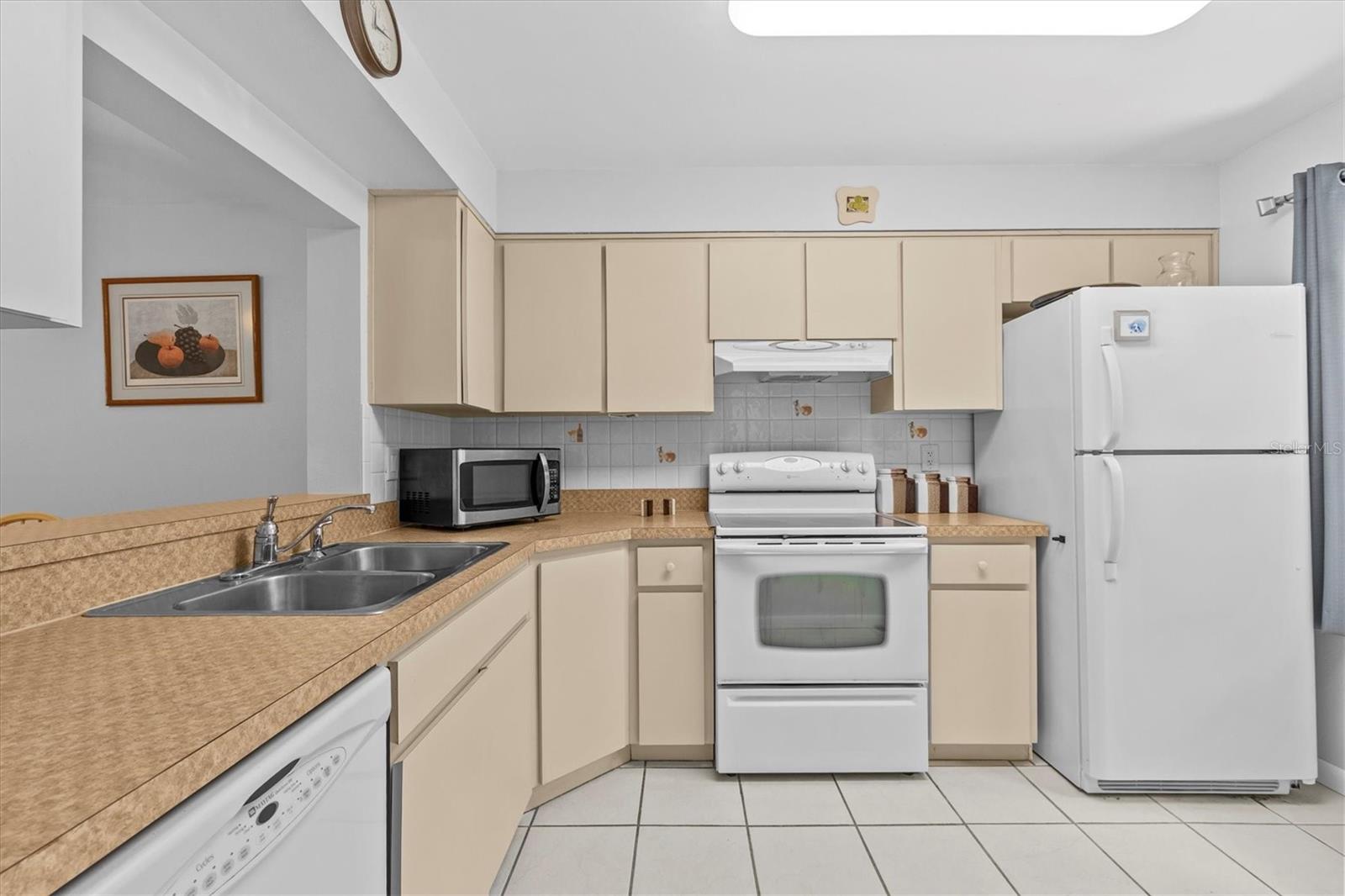 TARPON COVE CONDO - Residential