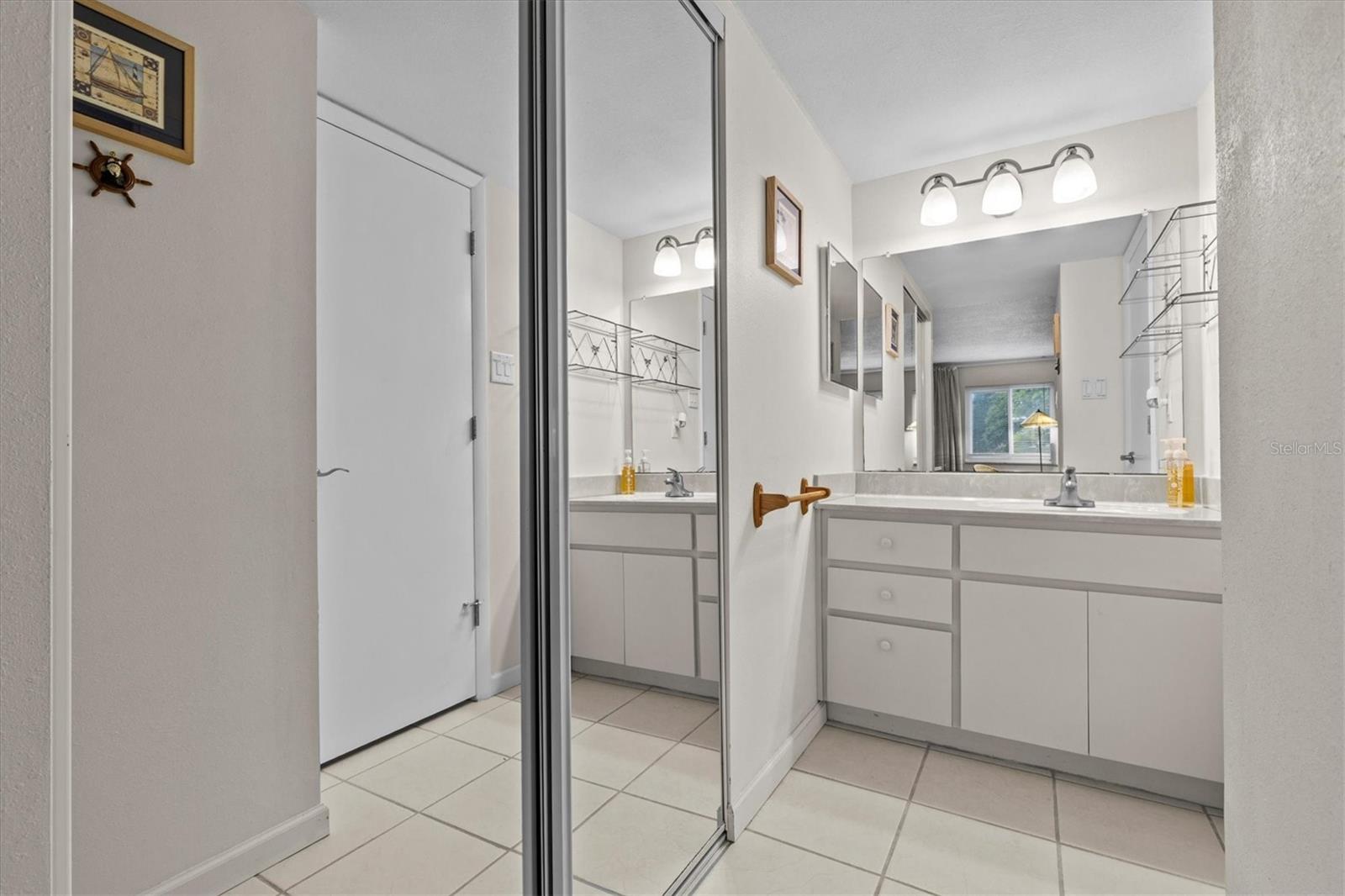 TARPON COVE CONDO - Residential