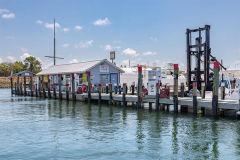 A home in VENICE