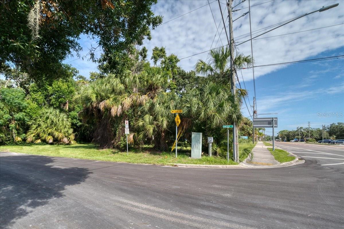 DUNEDIN TOWN OF - Commercial Sale