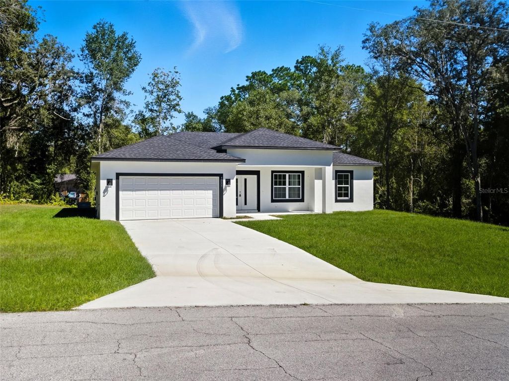 Photo of 8511 N Golfview Drive, Citrus Springs, FL 34434 (MLS # O6351683)