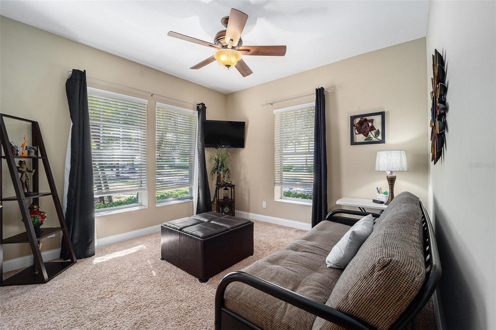TOWNHOMES AT COMPASS POINTE - Residential