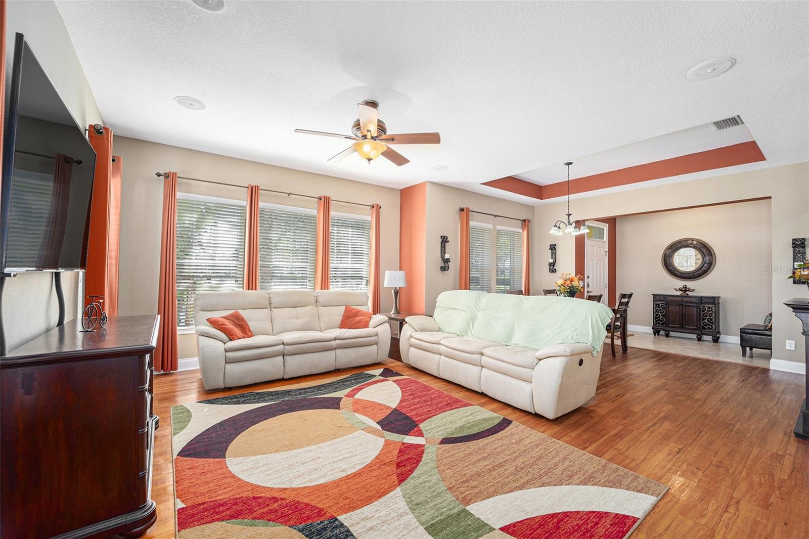 TOWNHOMES AT COMPASS POINTE - Residential