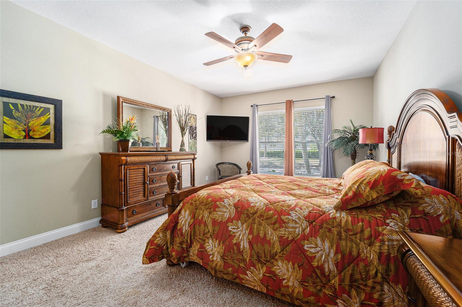 TOWNHOMES AT COMPASS POINTE - Residential