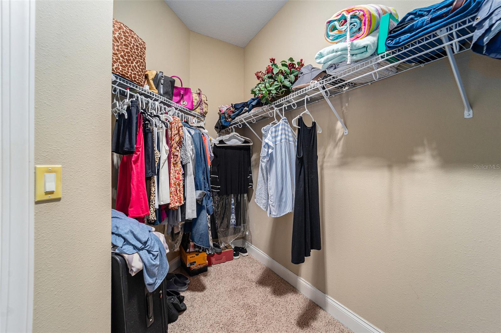 TOWNHOMES AT COMPASS POINTE - Residential