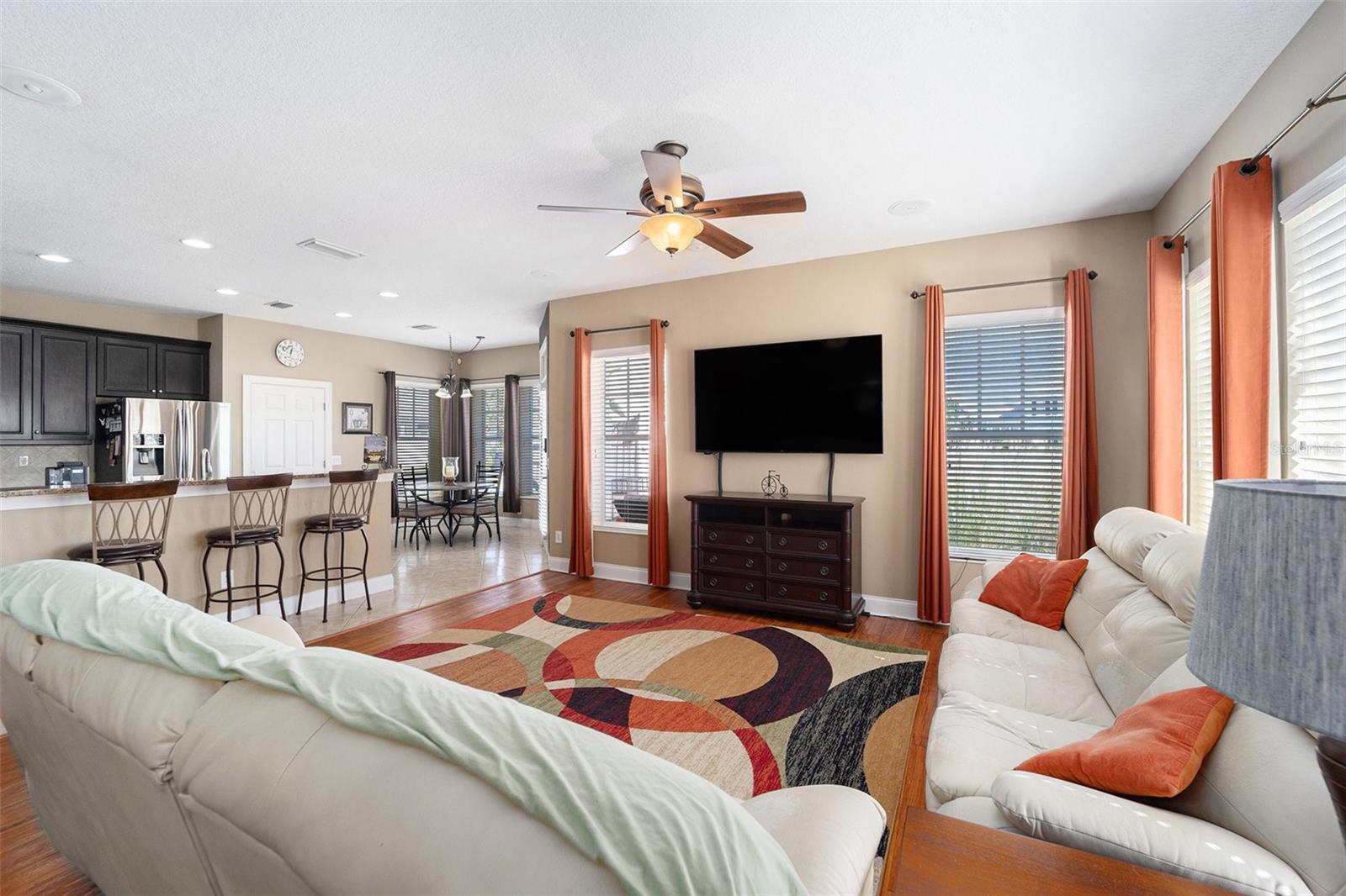 TOWNHOMES AT COMPASS POINTE - Residential