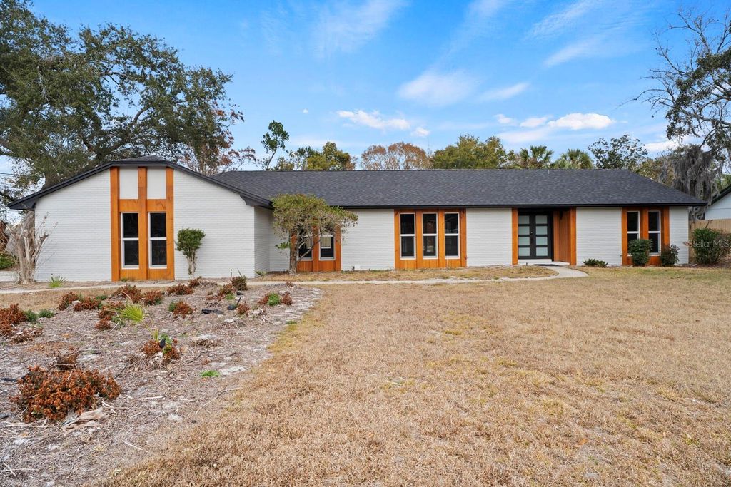 Photo of Orlando, FL 32835 (MLS # S5144590)