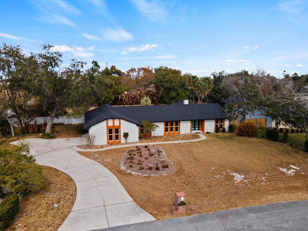 Photo of Orlando, FL 32835 (MLS # S5144590)