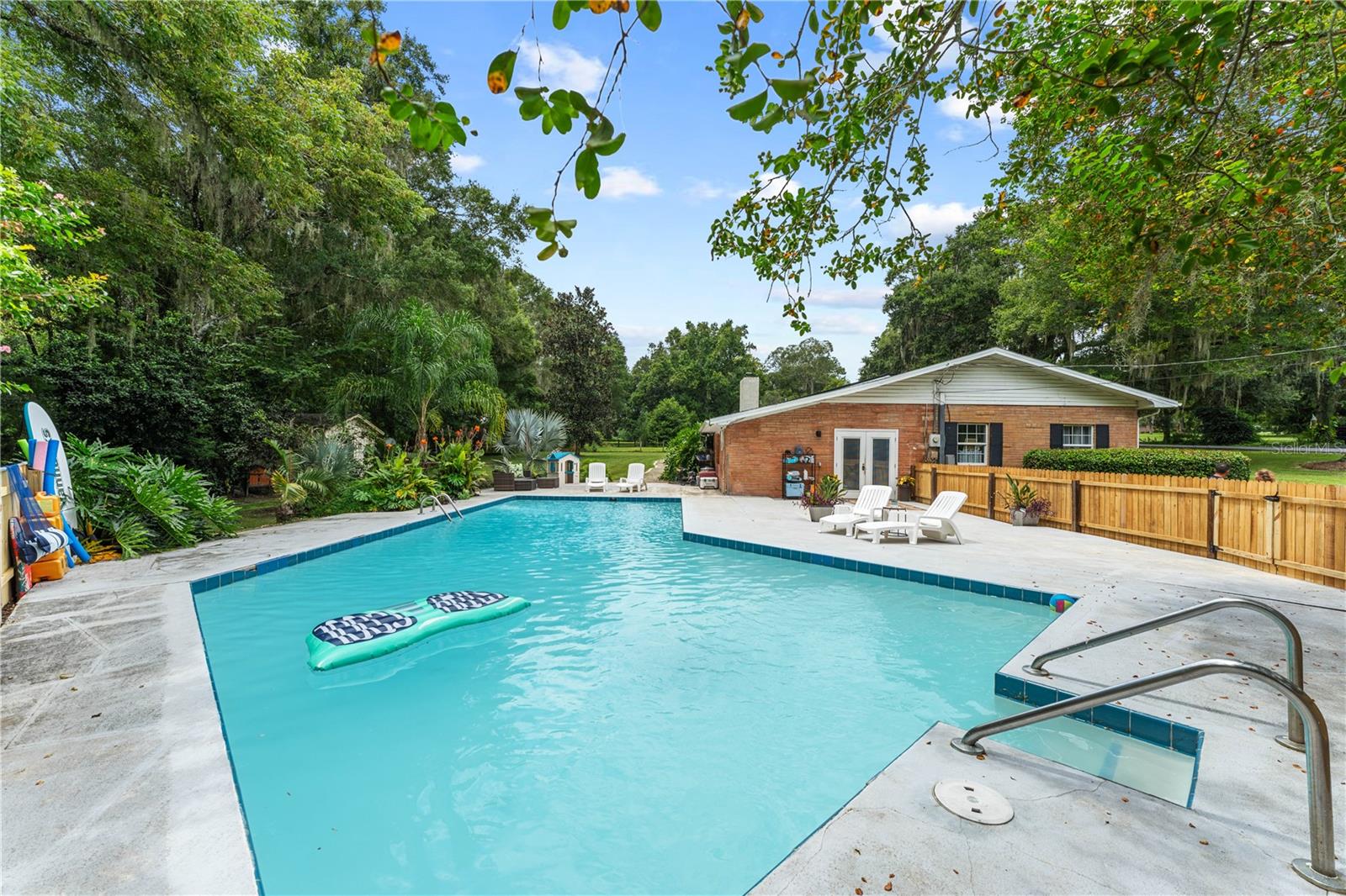 GOLFVIEW WEST - Residential