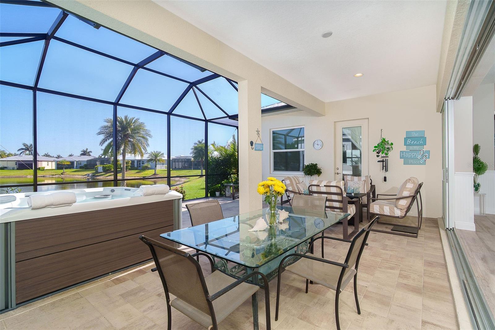 CORAL CAYE - Residential