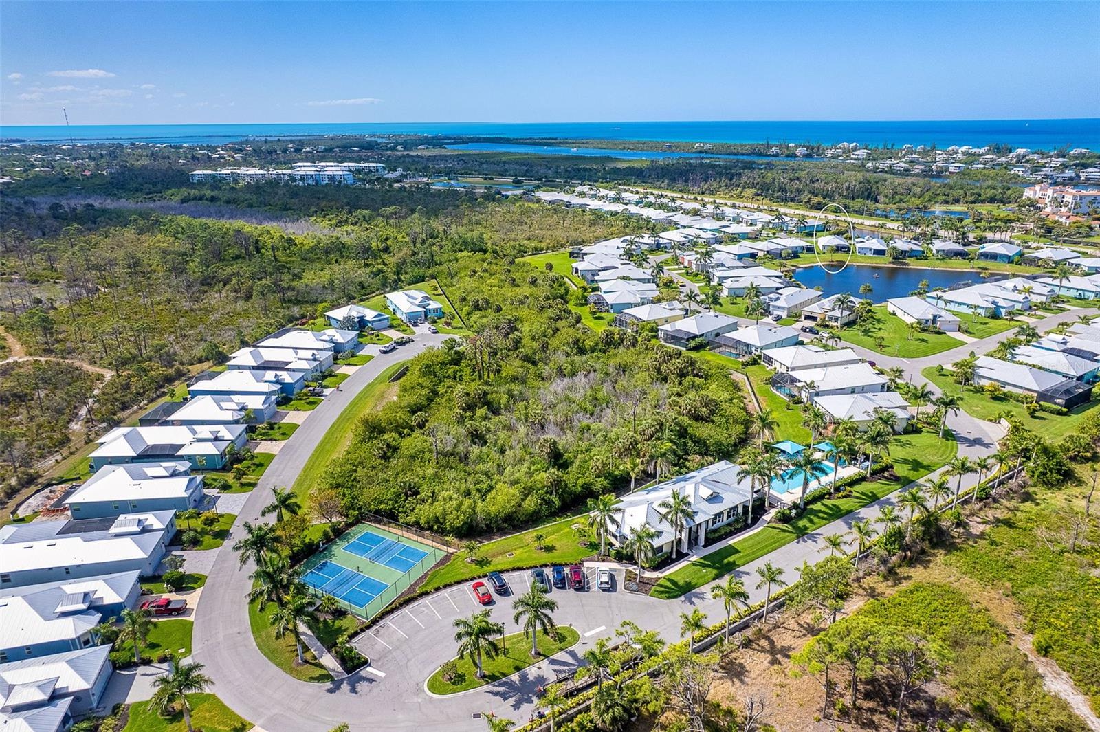 CORAL CAYE - Residential