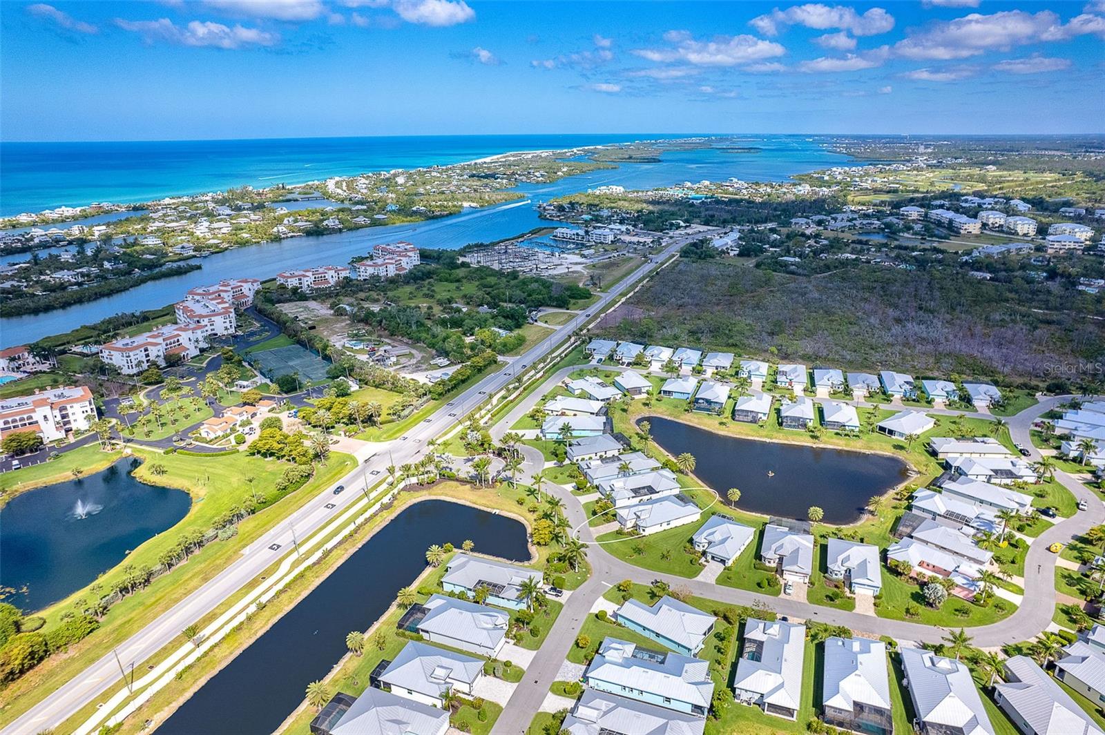 CORAL CAYE - Residential