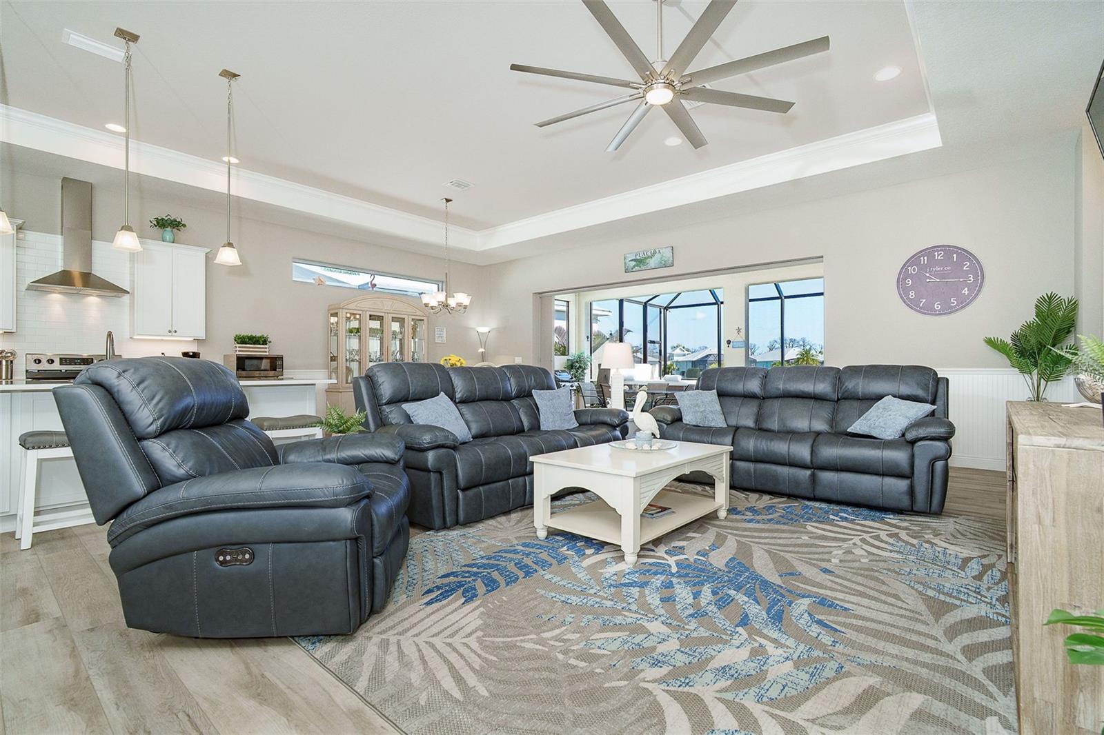 CORAL CAYE - Residential