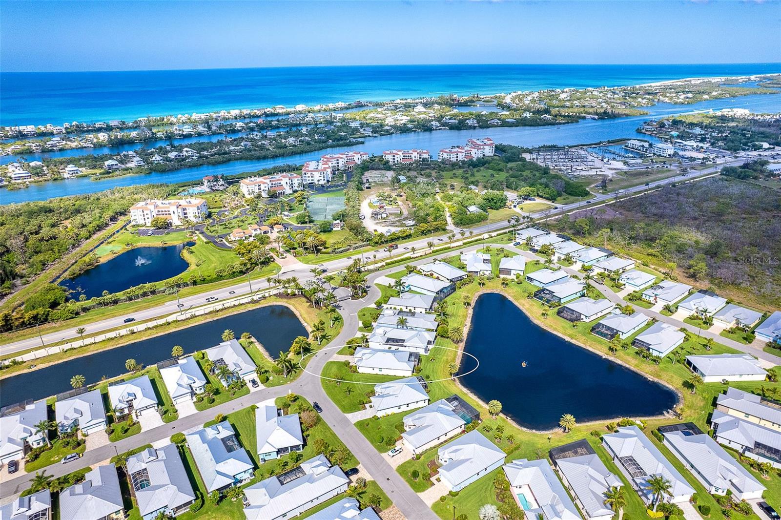 CORAL CAYE - Residential