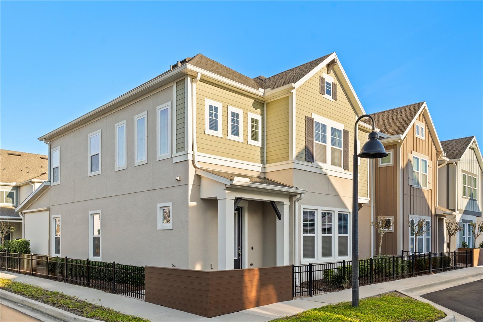 543 WISHBONE LANE