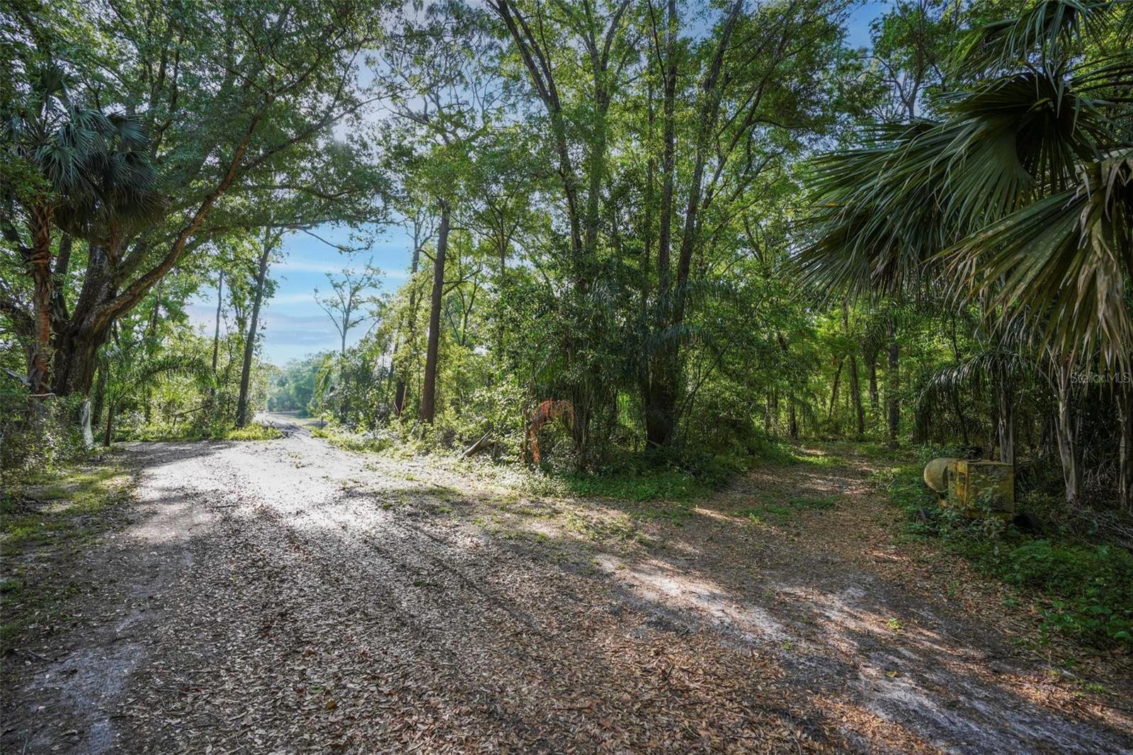 ROCK SPGS HOMESITES - Residential