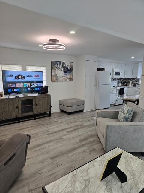 HOLIDAY PARK - Residential