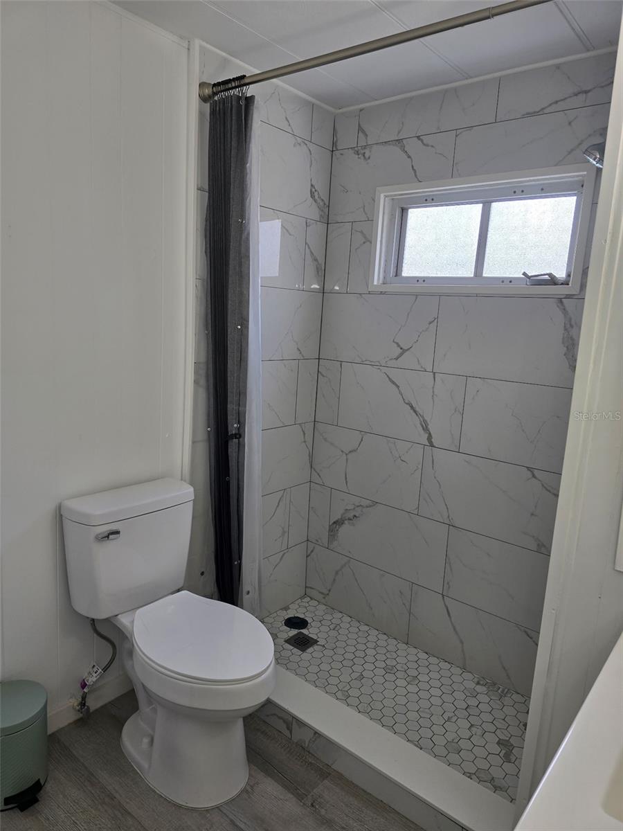 HOLIDAY PARK - Residential