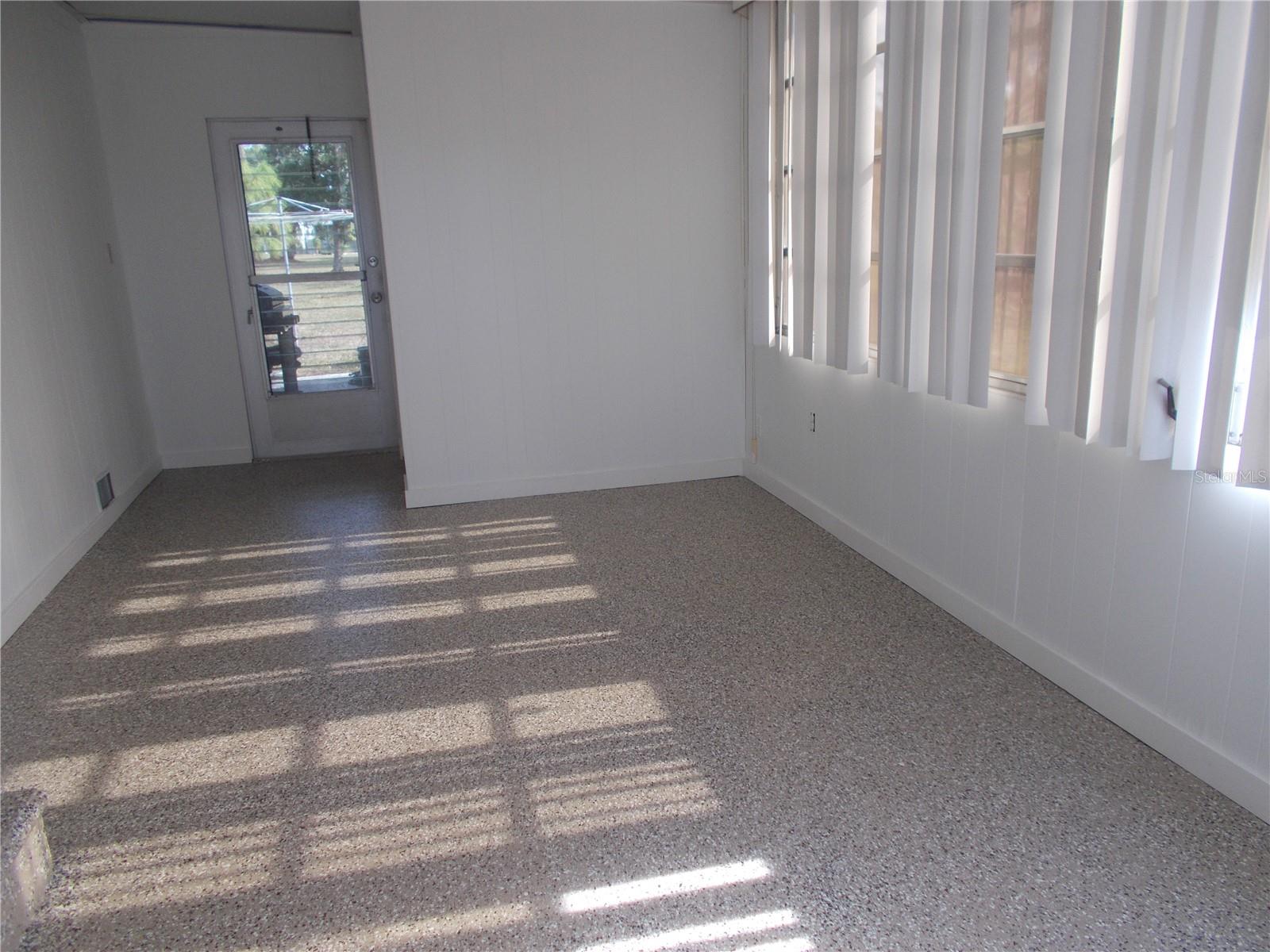 HOLIDAY PARK - Residential