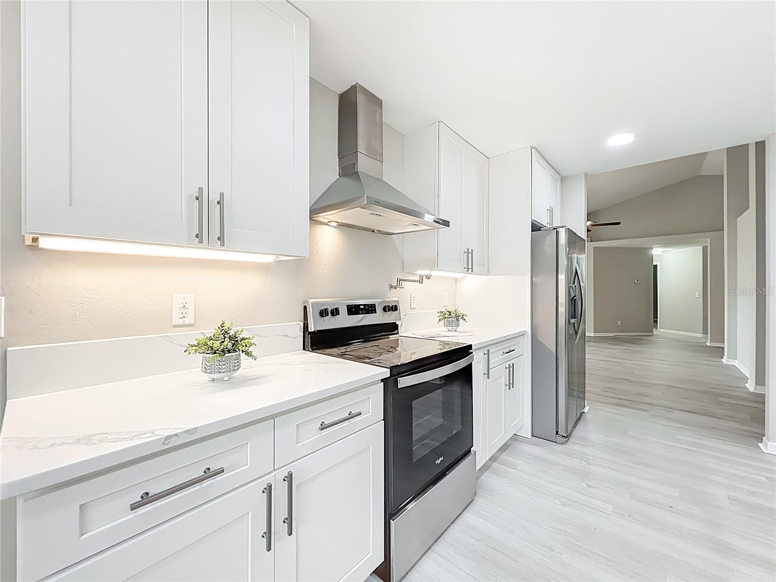 CHISHOLM ESTATES - Residential
