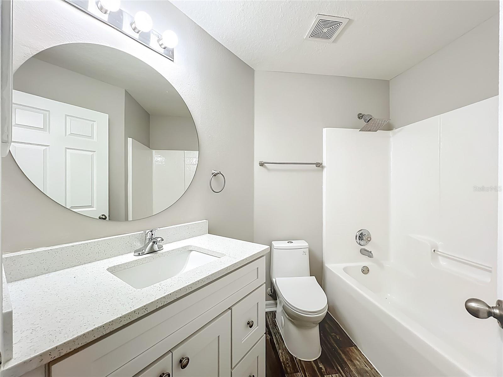 CHISHOLM ESTATES - Residential