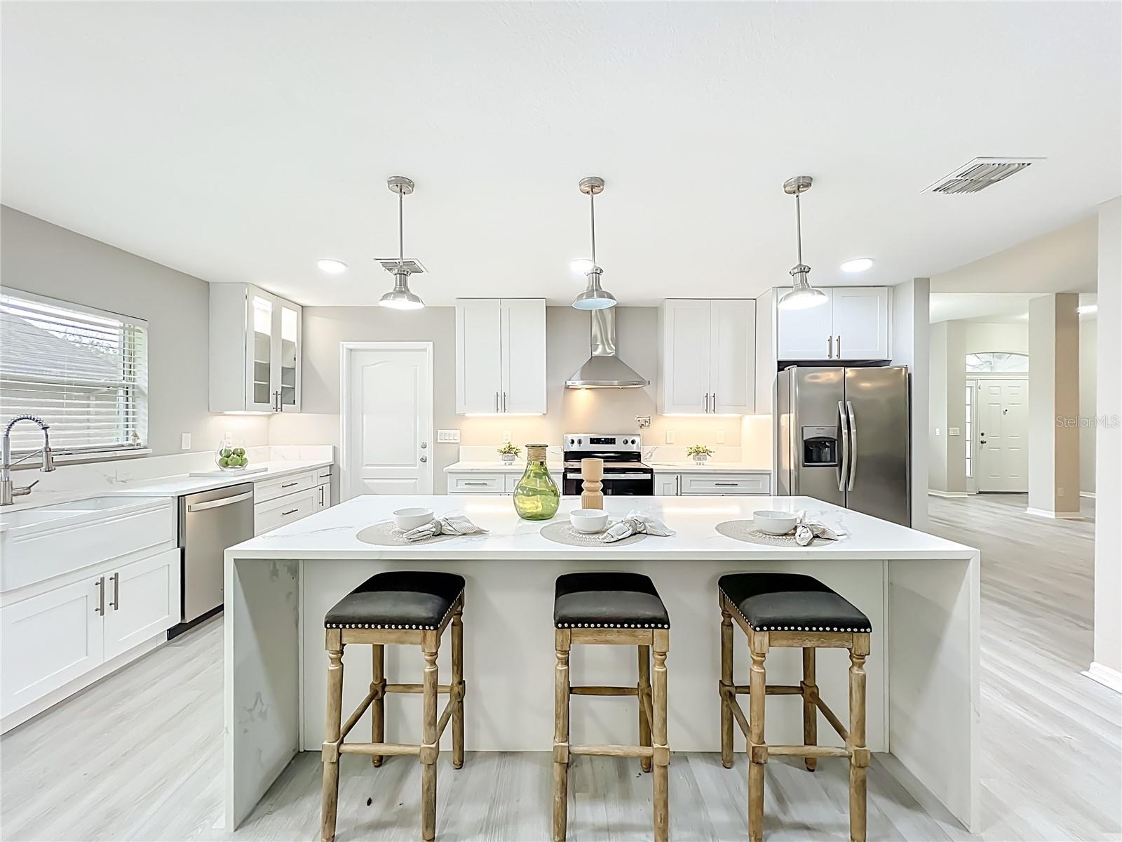 CHISHOLM ESTATES - Residential