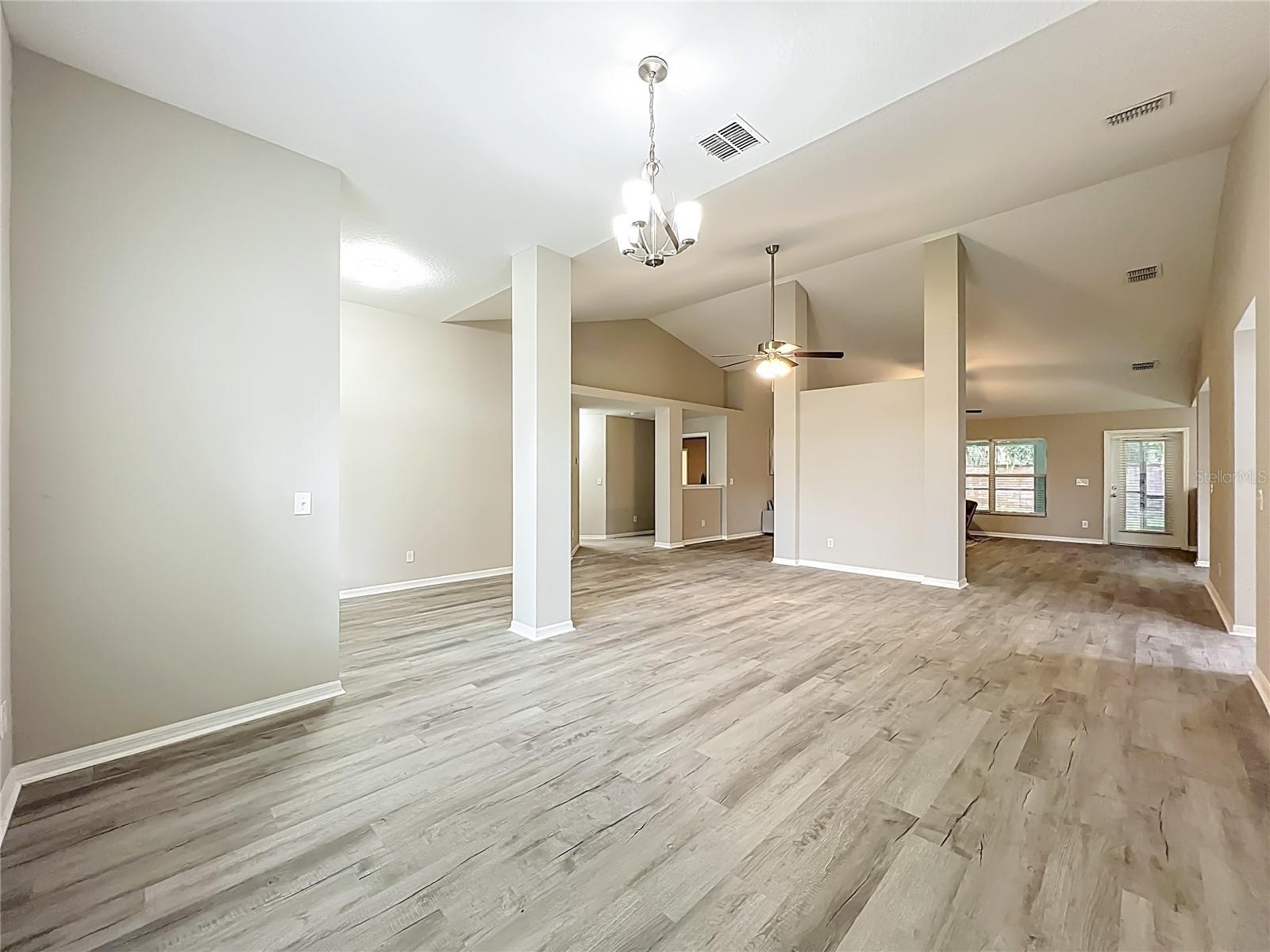 CHISHOLM ESTATES - Residential