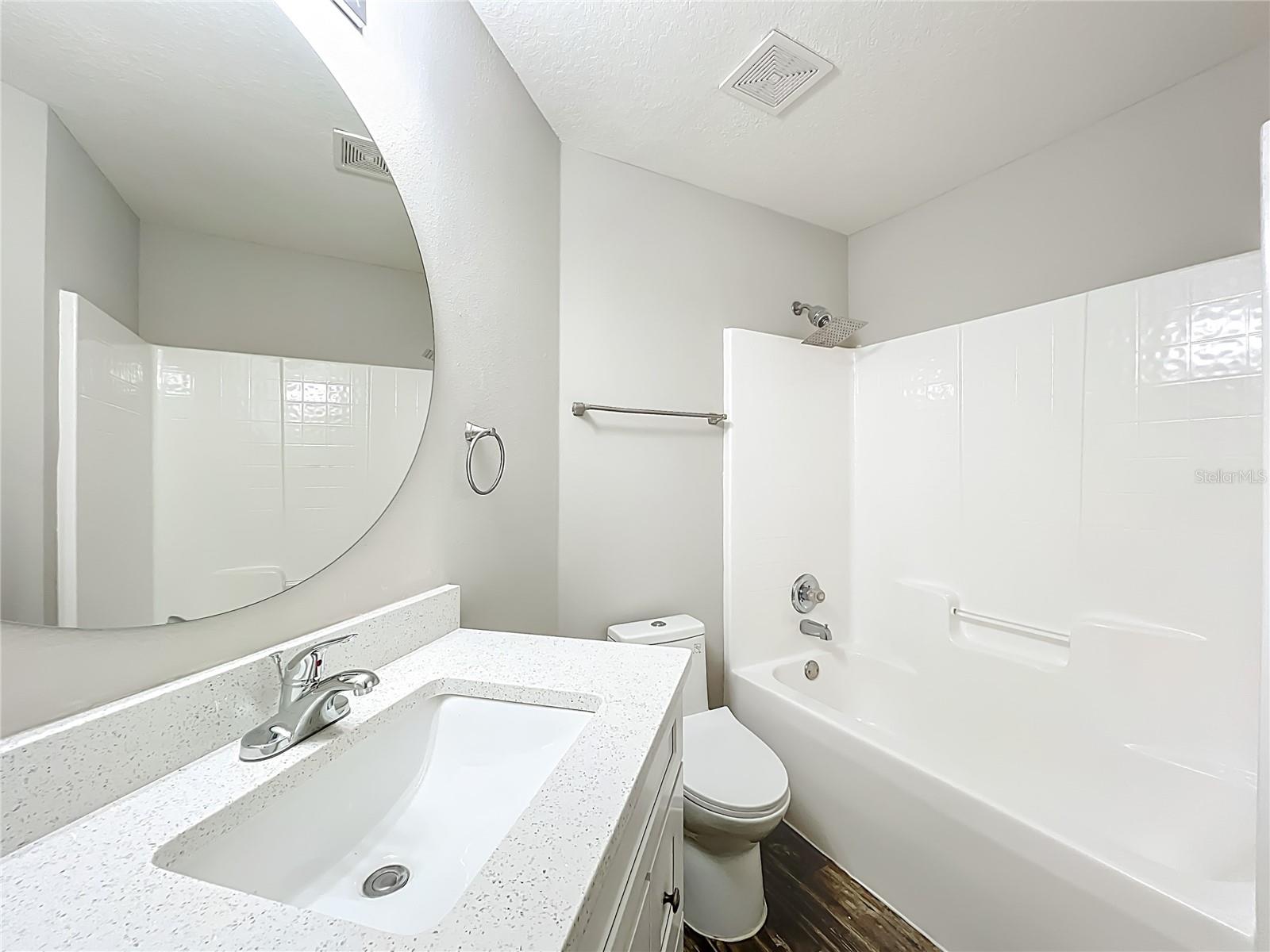 CHISHOLM ESTATES - Residential