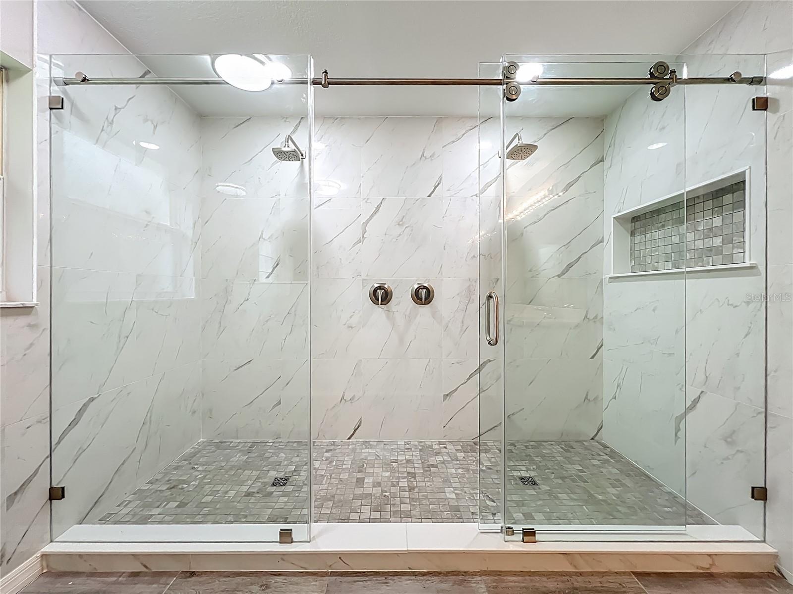 CHISHOLM ESTATES - Residential